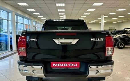 Toyota Hilux VIII, 2015 год, 2 525 000 рублей, 5 фотография