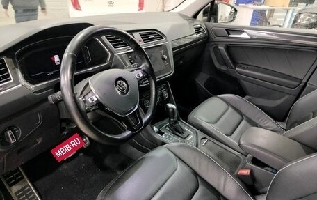 Volkswagen Tiguan II, 2018 год, 3 370 000 рублей, 5 фотография