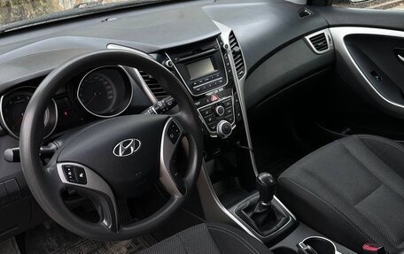 Hyundai i30 II рестайлинг, 2013 год, 949 999 рублей, 13 фотография