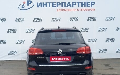 Volkswagen Touareg III, 2011 год, 1 935 000 рублей, 6 фотография