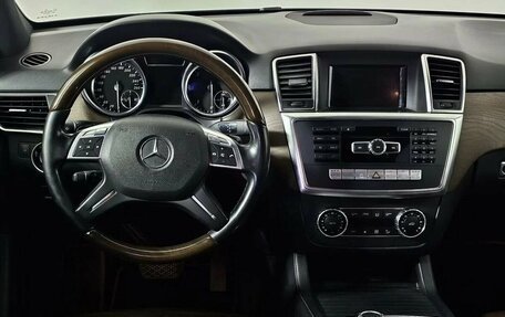 Mercedes-Benz M-Класс, 2012 год, 2 090 000 рублей, 13 фотография