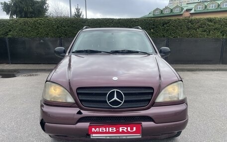 Mercedes-Benz M-Класс, 1998 год, 500 000 рублей, 10 фотография