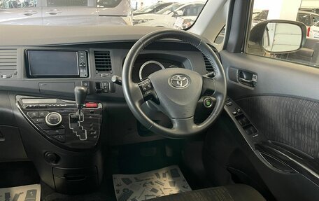 Toyota ISis I, 2012 год, 1 549 000 рублей, 18 фотография