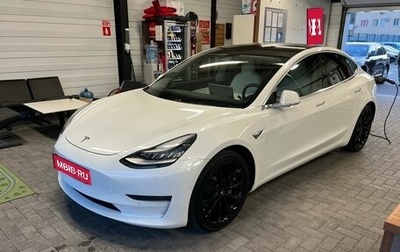 Tesla Model 3 I, 2020 год, 3 090 000 рублей, 1 фотография