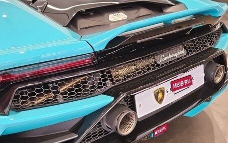 Lamborghini Huracán, 2021 год, 25 317 000 рублей, 5 фотография