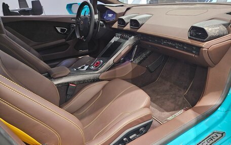 Lamborghini Huracán, 2021 год, 25 317 000 рублей, 9 фотография