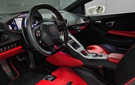 Lamborghini Huracán, 2021 год, 23 176 000 рублей, 5 фотография
