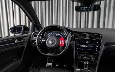 Volkswagen Golf R VII, 2018 год, 2 950 000 рублей, 27 фотография