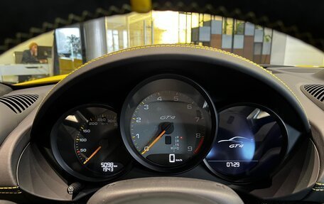 Porsche Cayman GT4, 2021 год, 18 700 000 рублей, 24 фотография