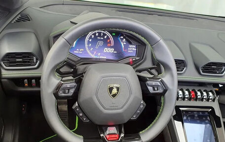 Lamborghini Huracán, 2020 год, 24 100 000 рублей, 8 фотография