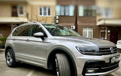 Volkswagen Tiguan II, 2019 год, 3 850 000 рублей, 1 фотография