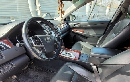 Toyota Camry, 2013 год, 2 050 000 рублей, 7 фотография