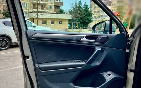 Volkswagen Tiguan II, 2019 год, 3 850 000 рублей, 10 фотография