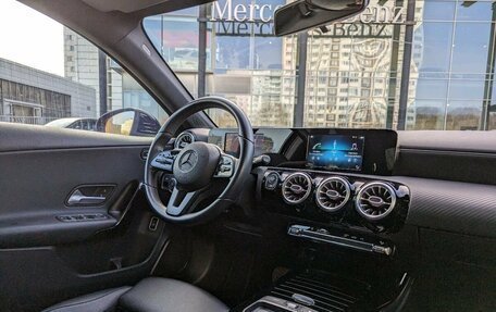 Mercedes-Benz A-Класс, 2020 год, 3 350 000 рублей, 21 фотография