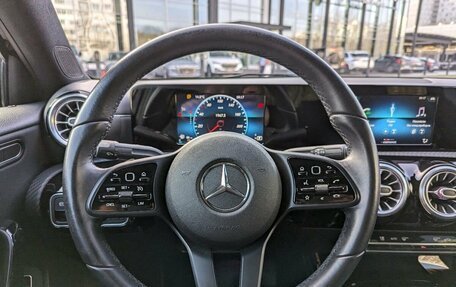 Mercedes-Benz A-Класс, 2020 год, 3 350 000 рублей, 23 фотография