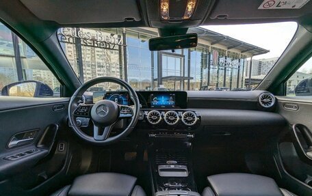 Mercedes-Benz A-Класс, 2020 год, 3 350 000 рублей, 22 фотография