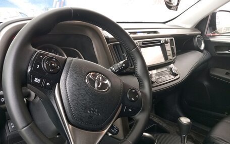 Toyota RAV4, 2013 год, 2 310 000 рублей, 15 фотография