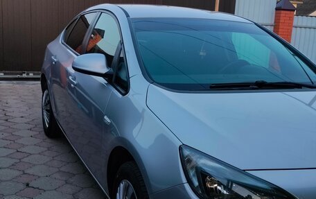 Opel Astra J, 2013 год, 1 300 000 рублей, 5 фотография