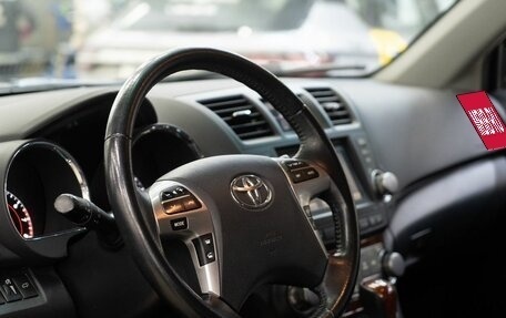 Toyota Highlander III, 2012 год, 2 479 000 рублей, 5 фотография