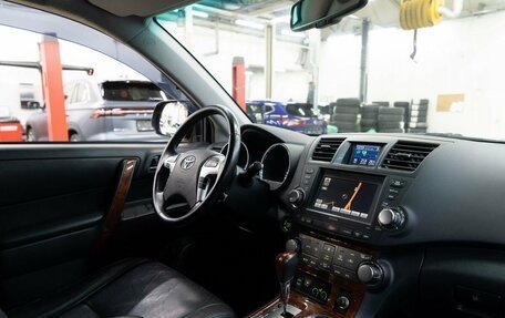 Toyota Highlander III, 2012 год, 2 479 000 рублей, 22 фотография