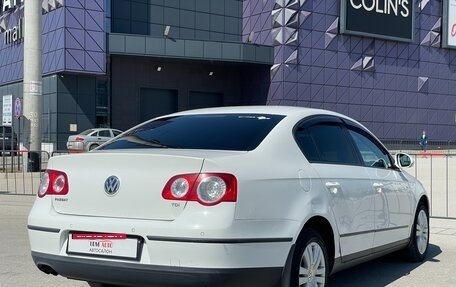 Volkswagen Passat B6, 2005 год, 677 000 рублей, 24 фотография