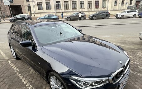 BMW 5 серия, 2017 год, 3 599 000 рублей, 3 фотография