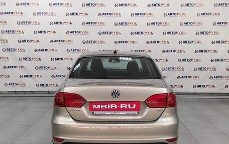 Volkswagen Jetta VI, 2012 год, 999 000 рублей, 4 фотография