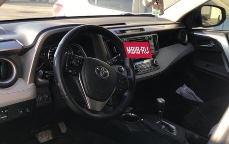 Toyota RAV4, 2013 год, 2 300 000 рублей, 7 фотография