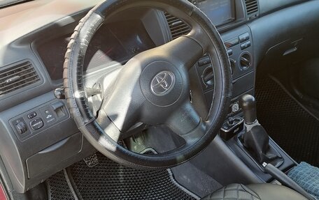 Toyota Corolla, 2005 год, 600 000 рублей, 10 фотография