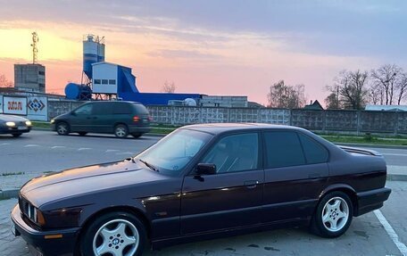 BMW 5 серия, 1994 год, 330 000 рублей, 2 фотография