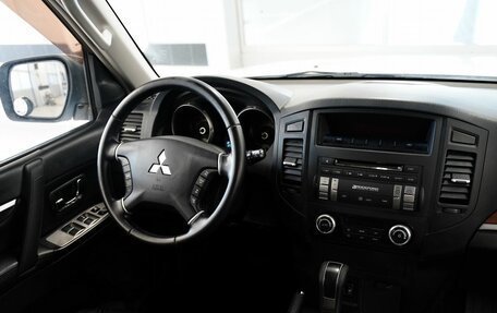 Mitsubishi Pajero IV, 2008 год, 1 890 000 рублей, 14 фотография