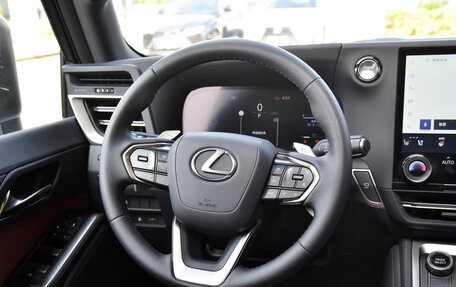 Lexus GX, 2024 год, 15 600 000 рублей, 11 фотография