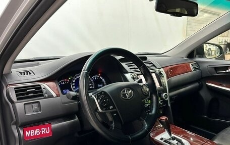 Toyota Camry, 2012 год, 2 100 000 рублей, 11 фотография