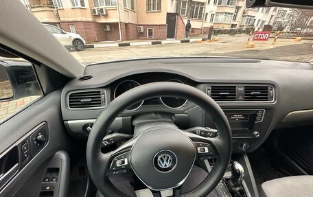 Volkswagen Jetta VI, 2017 год, 1 499 990 рублей, 28 фотография