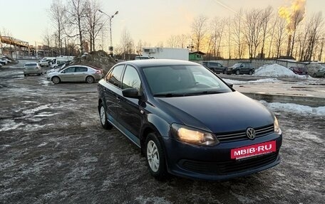 Volkswagen Polo VI (EU Market), 2012 год, 660 000 рублей, 2 фотография