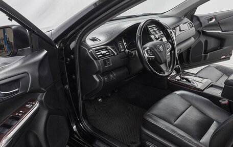 Toyota Camry, 2015 год, 2 399 000 рублей, 9 фотография