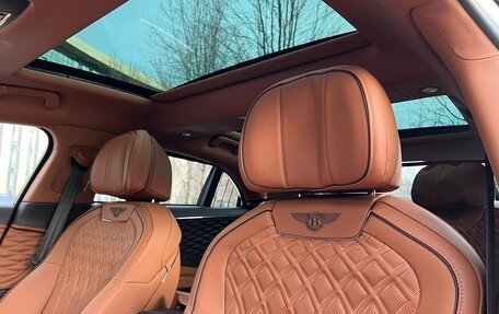 Bentley Flying Spur II, 2021 год, 36 500 000 рублей, 24 фотография