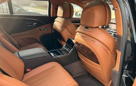 Bentley Flying Spur II, 2021 год, 36 500 000 рублей, 34 фотография