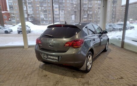 Opel Astra J, 2011 год, 625 000 рублей, 5 фотография