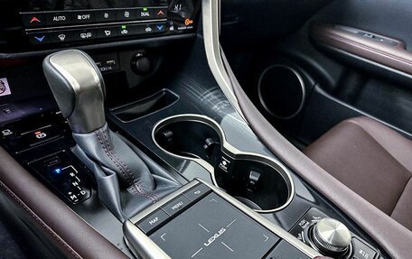 Lexus RX IV рестайлинг, 2022 год, 7 890 000 рублей, 24 фотография