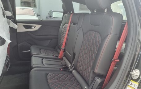 Audi SQ7, 2024 год, 21 975 000 рублей, 10 фотография