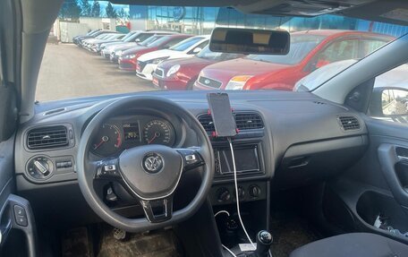 Volkswagen Polo VI (EU Market), 2017 год, 1 194 000 рублей, 2 фотография