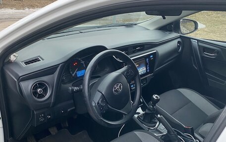 Toyota Auris II, 2018 год, 1 590 000 рублей, 7 фотография