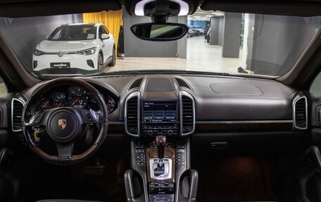 Porsche Cayenne III, 2011 год, 2 908 458 рублей, 28 фотография