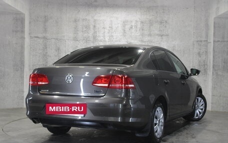 Volkswagen Passat B7, 2012 год, 1 049 000 рублей, 6 фотография
