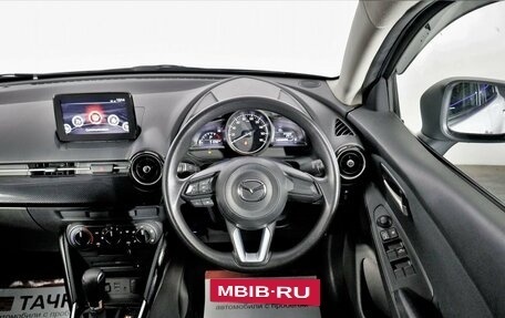 Mazda Demio IV, 2019 год, 1 440 000 рублей, 8 фотография