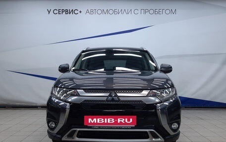 Mitsubishi Outlander III рестайлинг 3, 2019 год, 2 520 000 рублей, 6 фотография