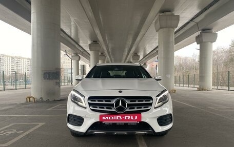 Mercedes-Benz GLA, 2019 год, 2 750 000 рублей, 2 фотография