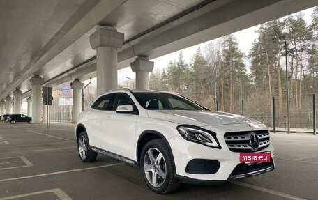 Mercedes-Benz GLA, 2019 год, 2 750 000 рублей, 3 фотография