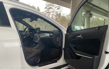 Mercedes-Benz GLA, 2019 год, 2 750 000 рублей, 15 фотография